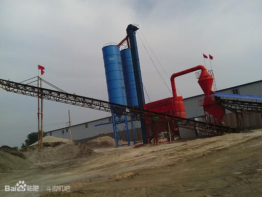 提升機(jī)安裝完畢遠(yuǎn)景圖 提升機(jī)安裝完畢遠(yuǎn)景圖