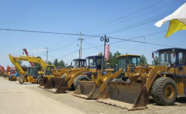 二手工程機械設(shè)備為啥越來越受歡迎?